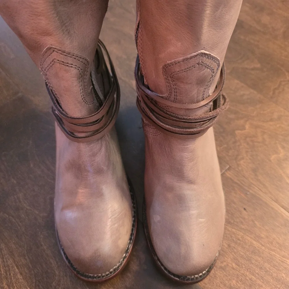 Freebird Coal knee high leather lace up distressed boots size 8